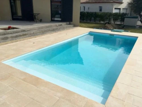 Piscina de Poliéster "EUROPA" Modelo SPACE 750 -Medidas: 7.50 x 3.60 m / Prof. 1.50 m