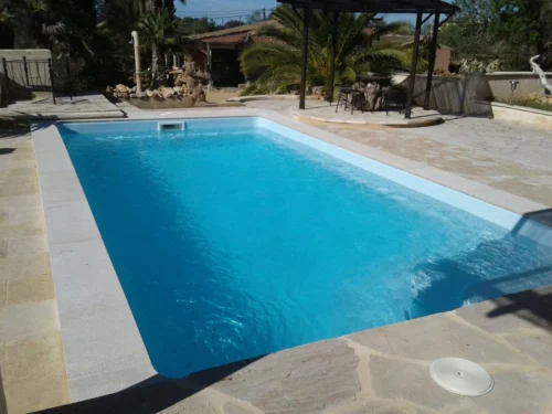Piscina de Poliéster "EUROPA" Modelo STAR 6 - Medidas: 6.00 x 3.00 m / Prof. 1.50 m