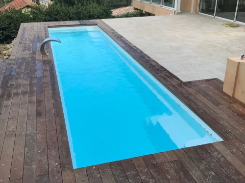 Piscina de Poliéster "EUROPA" Modelo SWIM 10 - Medidas: 10.00 x 2.30 m / Prof. 1.50 m